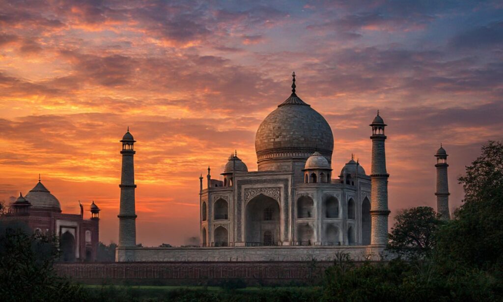 best-taj-mahal-quotes-to-express-eternal-love